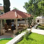 Fuer 5 Personen Mit Ac Und Parkplatz By Interhome شقة *