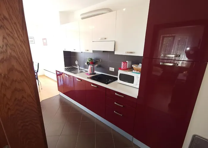 Fuer 5 Personen Mit Ac Und Parkplatz By Interhome Selce